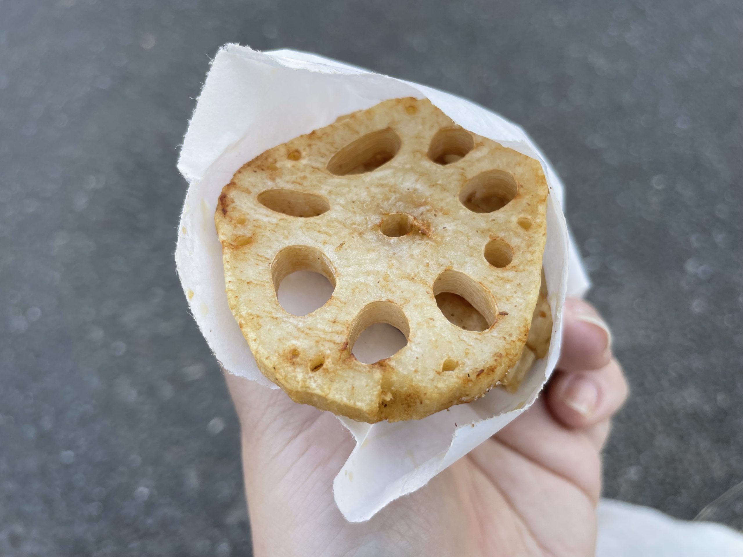 フレッシュネスバーガーのれんこんフライ(美味しい)