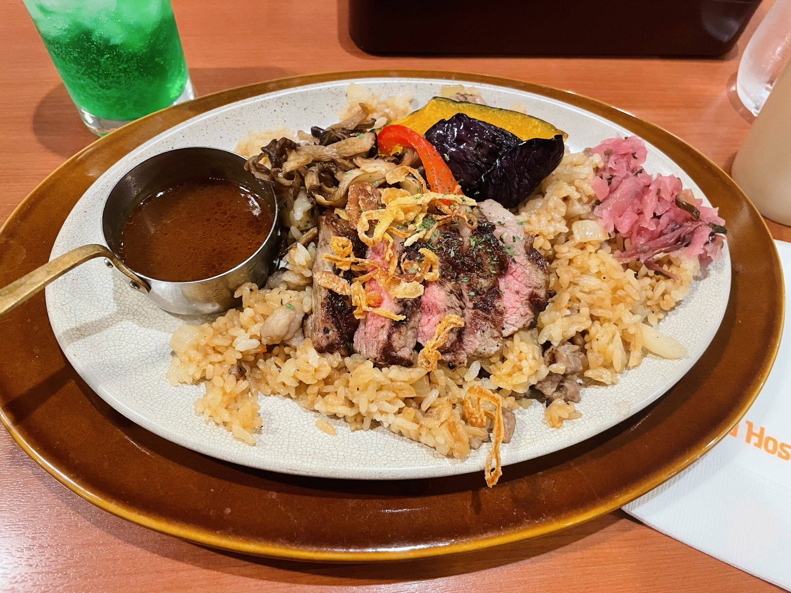 ロイホのステーキピラフ