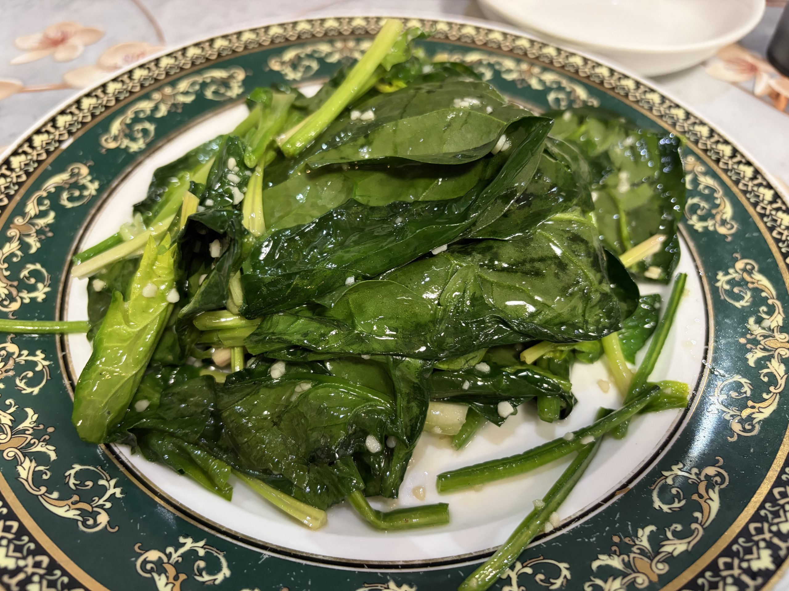 近所の何を食べても美味しい中華屋の炒め物